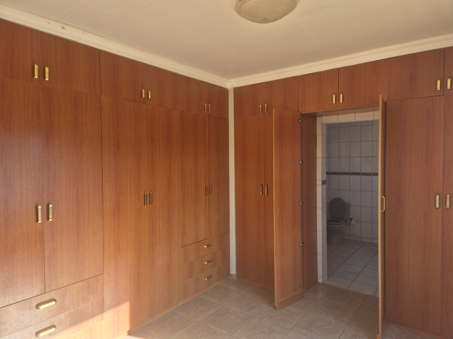 2 Bedroom Property for Sale in Flamwood North West